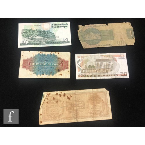 535 - A National Bank of Egypt fifty Piastre banknote, serial number A/31 550913, Cairo 5th January 1945, ... 