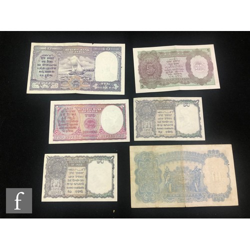 535 - A National Bank of Egypt fifty Piastre banknote, serial number A/31 550913, Cairo 5th January 1945, ... 