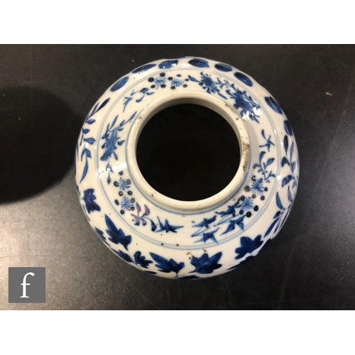 178 - A collection of 19th Century and later Chinese ceramics, to include a yen yen prunus vase, the crack... 