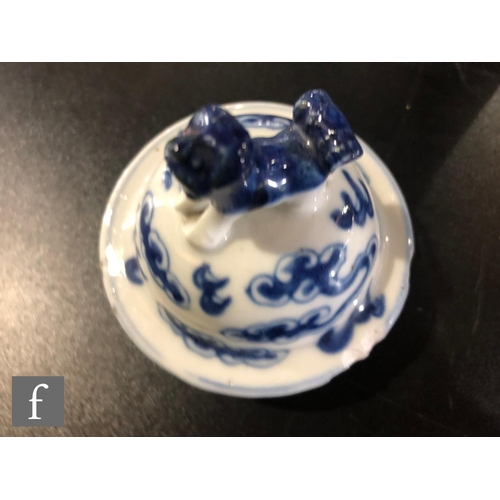 178 - A collection of 19th Century and later Chinese ceramics, to include a yen yen prunus vase, the crack... 