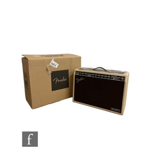 5103 - A Fender Tone Master Deluxe Reverb TMDLX RVB 230 volt amplifier colour Blonde. Serial number B90 350... 