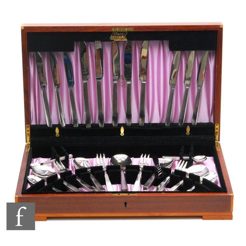 564 - A Viners of Sheffield stainless steel six place canteen set, comprising dinner and dessert forks, kn... 