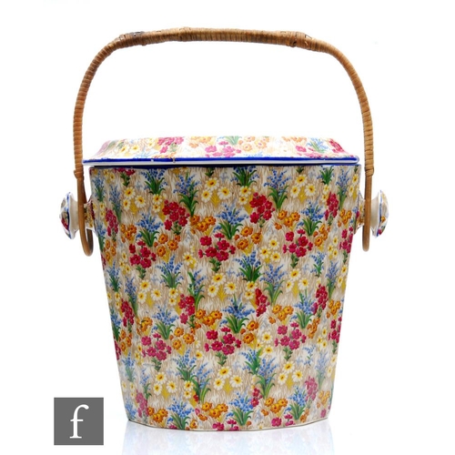 85 - A 1930s Grimwades Chintz slop bucket decorated in the Marguerite pattern, retains original carry han... 