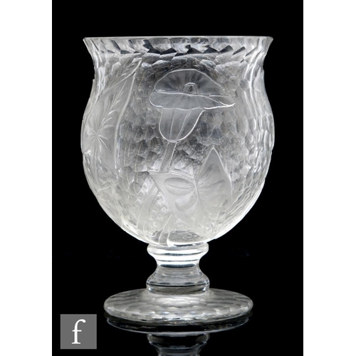 677 - A 1930s Thomas Webb & Sons crystal cameo glass bowl, the large ovoid bowl with everted rim, hand... 