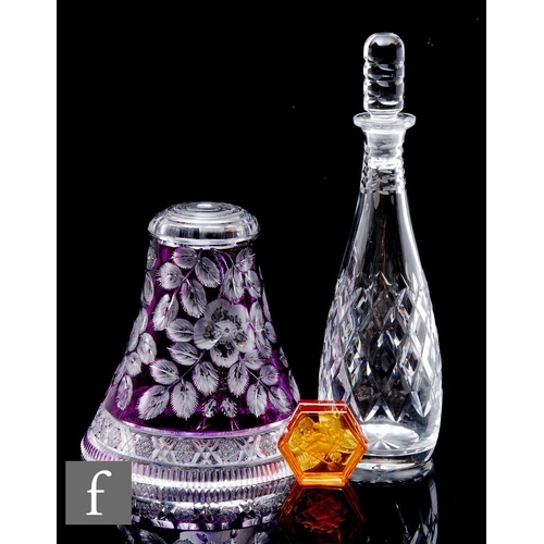 930 - A 20th Century Webb Corbett clear crystal glass decanter, of club form, the body with diamond cut de... 