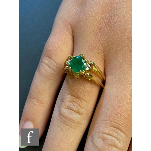 34 - An 18ct novelty metamorphic ring, one side a nine stone diamond cluster folding over to an emerald a... 