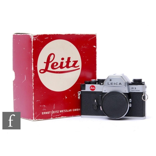 126 - A 1978 Leica R3 electronic camera body, serial number 1485614, sold with box and strap.