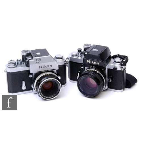 132 - A 1966 Nikon F Photomic T SLR camera, serial No. 6770450, black and chrome body, with a Nikkor-H Aut... 