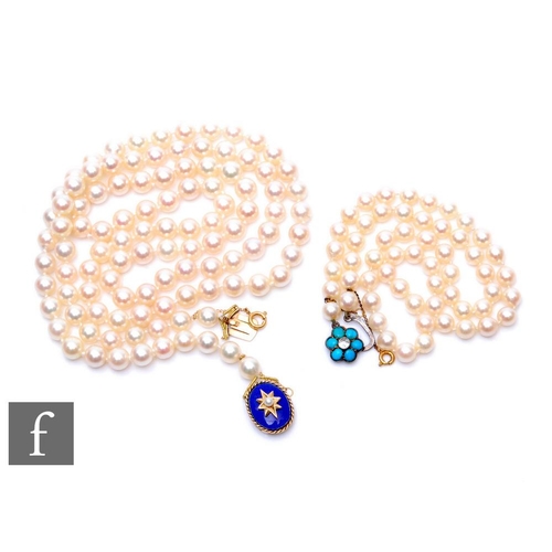 658 - A single row of uniform cultured pearls, each diameter 7mm, length 88cm, terminating in a 9ct snap w... 