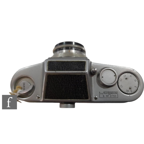 4 - A 1950s Wray Wrayflex I 35mm SLR Camera, serial number 2793, with Wray Unilux f/2.8 50mm lens and a ... 