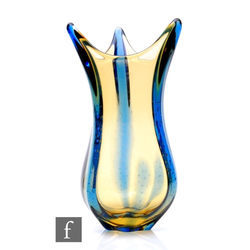 954 - Karel Zemek - Mstisov - A mid 20th Century Hana glass vase of ovoid form with triform pulled rim, de... 