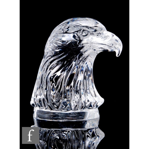 989 - Baccarat - Tete D'Aigle’ (The Eagle) - A late 20th Century glass table weight modelled as an eagle's... 