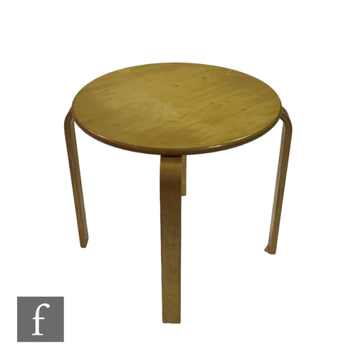 1180 - In the manner of Alvar Aalto for Artek - A contemporary birch veneered circular occasional table on ... 