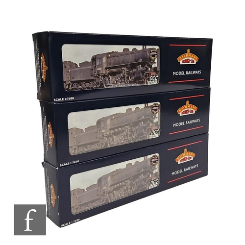 4028 - Three OO gauge Bachmann DCC Ready 2-6-0 Ivatt Class 4 locomotives, 32-576 BR black 43047, 32-575 LMS... 