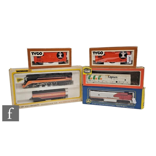 4058 - A collection of assorted HO gauge items, to include Bachmann SP-WP 4-8-4 8 Drive Wheels and 45' Tend... 