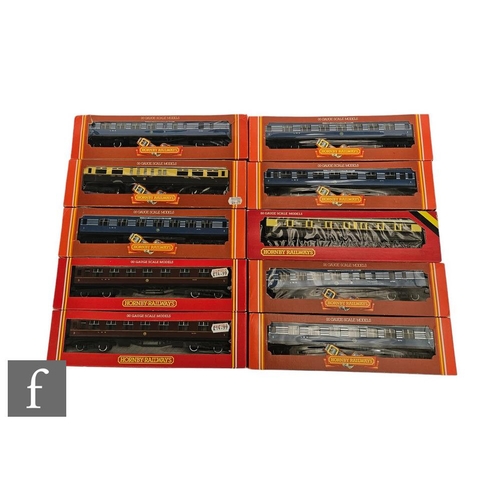 4085 - Ten OO gauge Hornby passenger coaches, to include LMS Coronation Scot and GWR, boxed. (10)