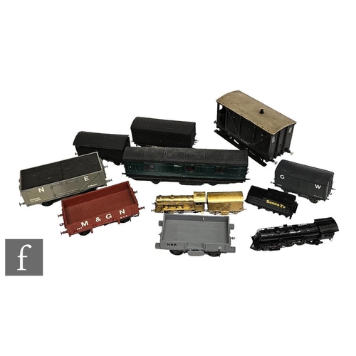 4107 - A collection of assorted kit and scratch built locomotives and rolling stock, various gauges includi... 