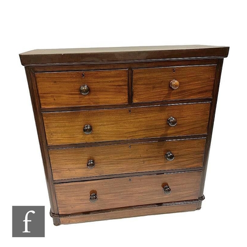 606 - A Victorian mahogany straight front chest of two short and three long drawers, turned wood handles, ... 