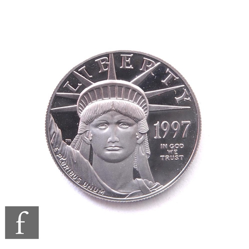 261 - United States of America - A platinum one hundred dollar coin, 1997, Statue of Liberty, eagle in fli... 