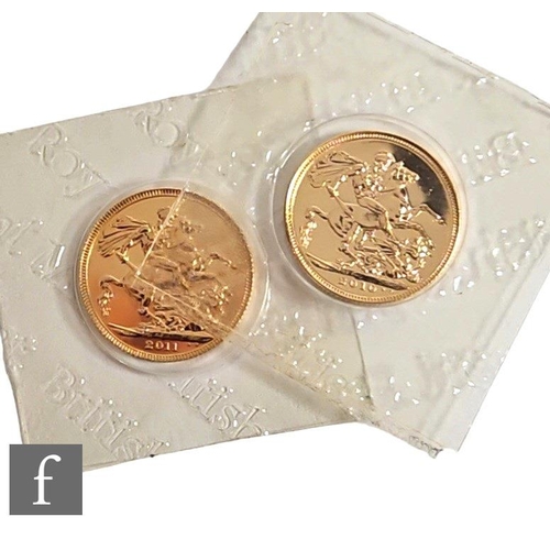 27 - Elizabeth II - Two sovereigns, 2010 and 2011. (2)