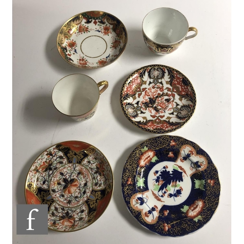 182 - A collection of 19th Century and later china tea and coffee cups and saucers, to include some decora... 