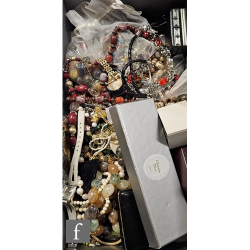 505 - A large parcel lot of assorted costume and other jewellery to include beads, brooches, Dior pendant ... 