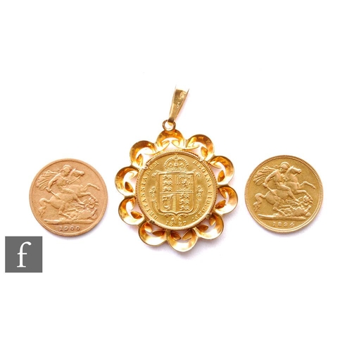 620 - A Victoria 1887 Jubilee half sovereign in pierced pendant mount and two other half sovereigns, 1894 ... 