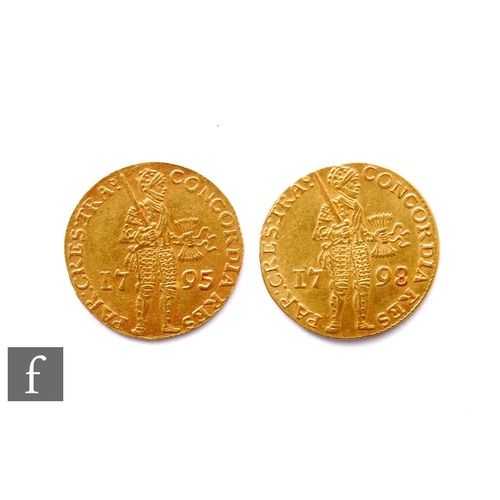 638 - Two Netherlands one Ducat gold coins, 1795 and 1798, reverse Mo ord Provin Foeder Belgad Legimp, 7g.... 