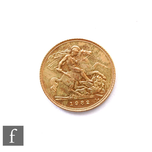 648 - An Elizabeth II 1982 half sovereign.