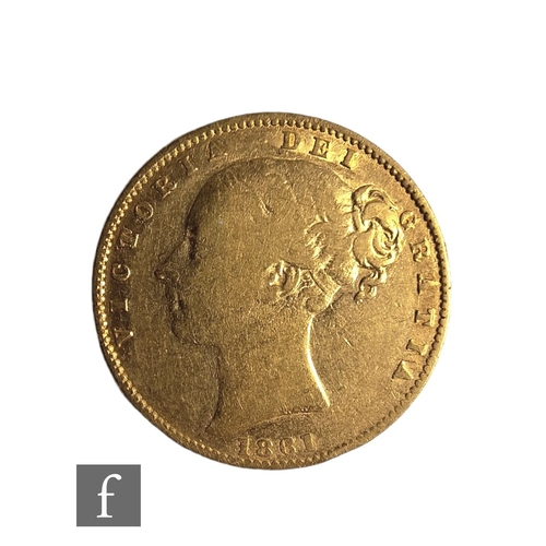 845 - A Victoria sovereign 1861, young head, shield back.