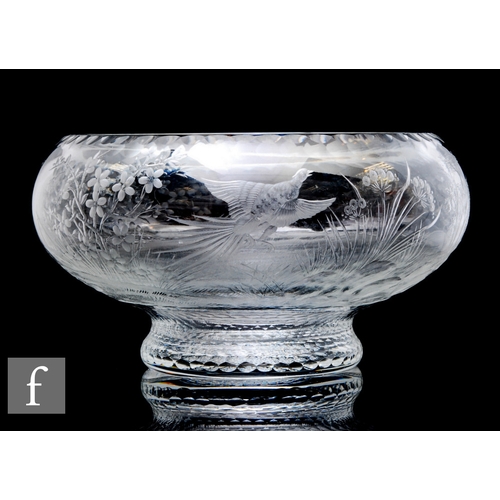 709 - A large early 20th Century Thomas Webb & Sons clear crystal glass bowl of footed ovoid form with... 