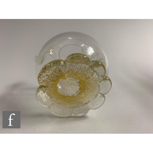 804 - A small 20th Century Italian Murano glass bowl of shallow circular form with dimple base and roll ri... 