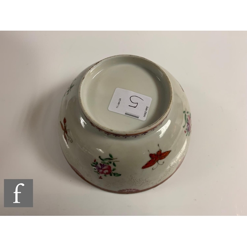 843 - A collection of Chinese ceramics, to include an export Mandarin porcelain bowl, height 11.5cm, diame... 