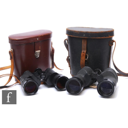 364 - A pair of 1941 binoculars marked U.S Navy, BU.Ships Mark 28, MOD.O 3568, black cased in leather case... 