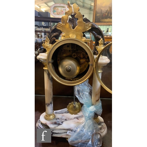 281 - An early 20th Century French gilt marble clock garniture, eight day movement surmounted with a quive... 