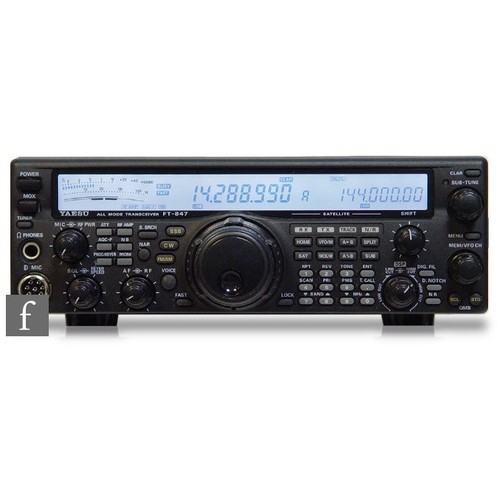 556 - A Yaesu FT - 847 Transceiver.