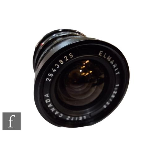 68 - A Leitz Elmarit-R 28mm f/2.8 lens, serial number 2543825.