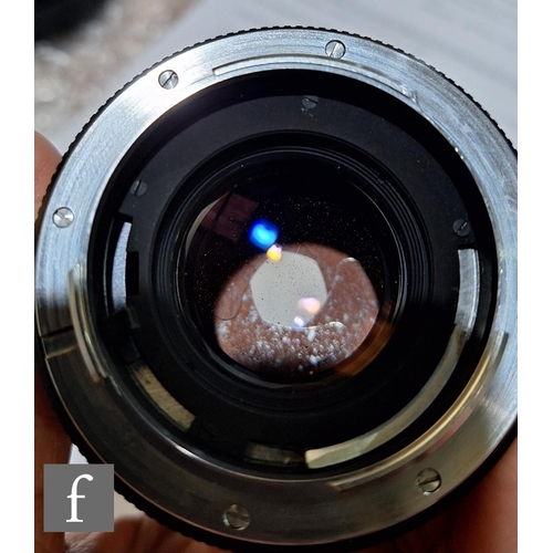 138 - A collection of Leica camera lenses to include Leica f4.8 280mm Teylt telephoto lens, serial number ... 