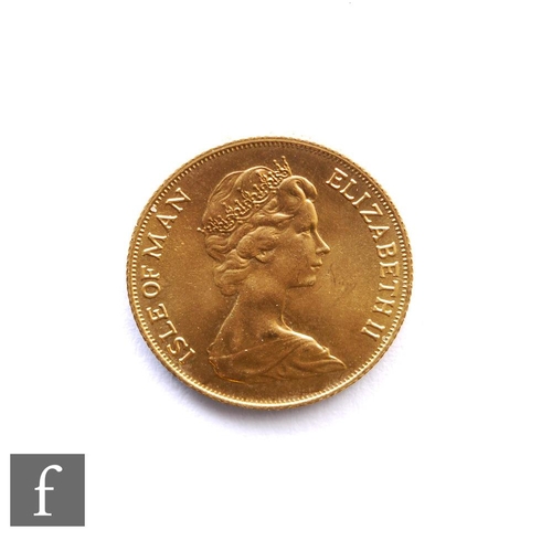 265 - Elizabeth II - A 1973 sovereign, Isle of Man, reverse Norse warrior on horseback.