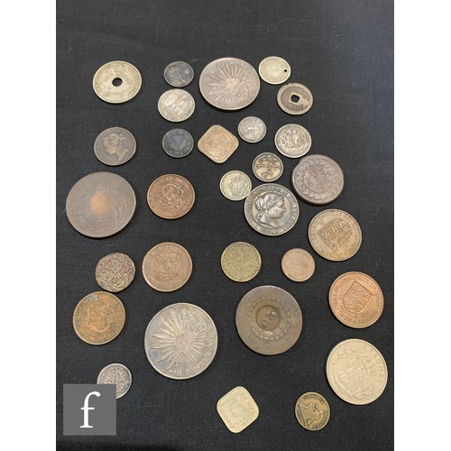 65 - Various - A collection of 18th and 19th Century coinage to include George III half pennies, later ni... 