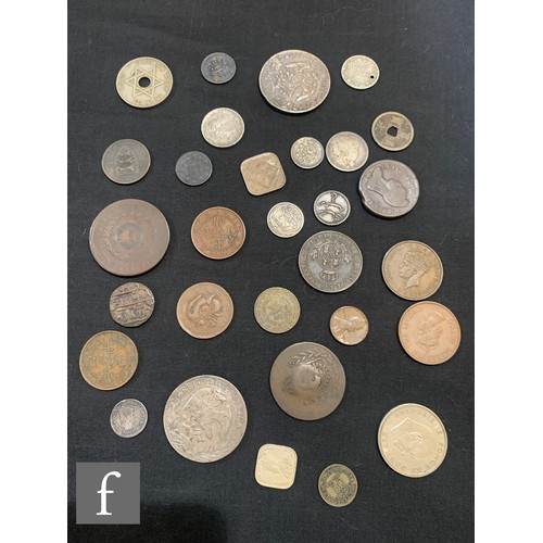 65 - Various - A collection of 18th and 19th Century coinage to include George III half pennies, later ni... 