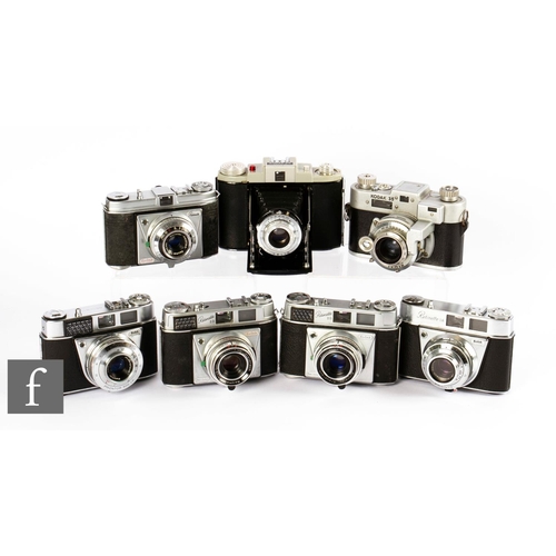 891 - A collection of Kodak 35mm rangefinder cameras, to include Kodak 35, Retinette 1A, two Retinette IIB... 