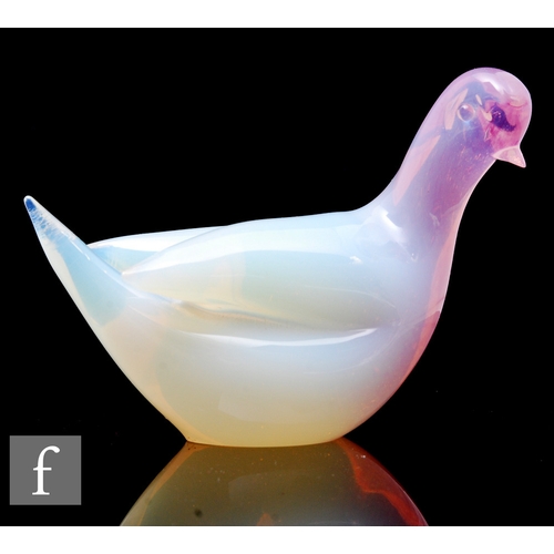 580 - A post war Italian Murano glass figure of a stylised bird in the manner of Seguso, circa 1960s, the ... 