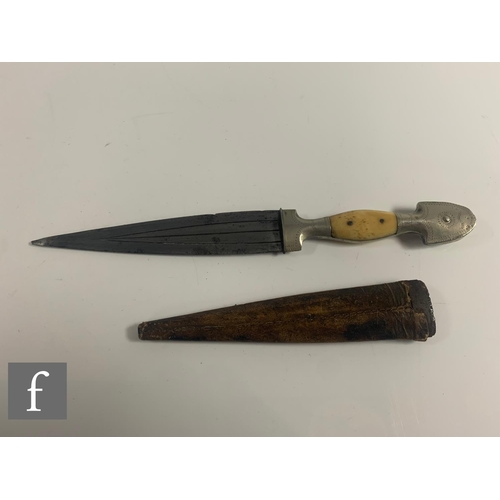 759 - An early 20th Century Bavarian hunting knife with leather scabbard and horn handle, a similar brass ... 