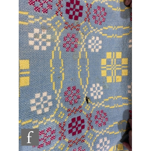 864 - A vintage woollen Welsh tapestry pale blue, yellow and deep pink fringed edge blanket or carthen, me... 