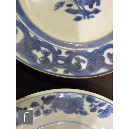 26 - A collection of Chinese and Japanese dishes, to include two 18th Century Chinese blue and white dish... 