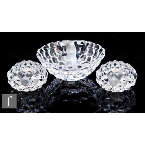 609 - A later 20th Century Orrefors clear crystal Raspberry glass bowl by Anne Nilsson, of circular taperi... 