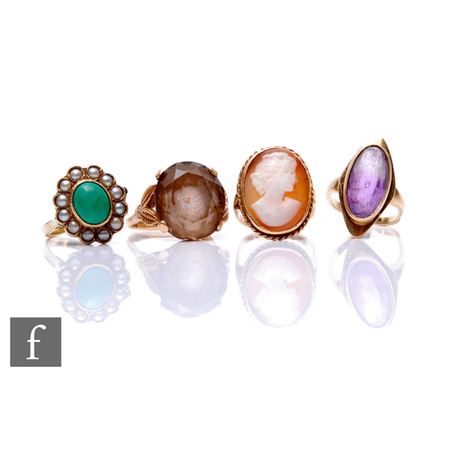 109 - Four assorted 9ct stone set rings to include amethyst and smoky quartz single stones etc, total weig... 