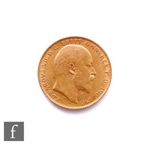 88 - An Edward VII full sovereign dated 1904.