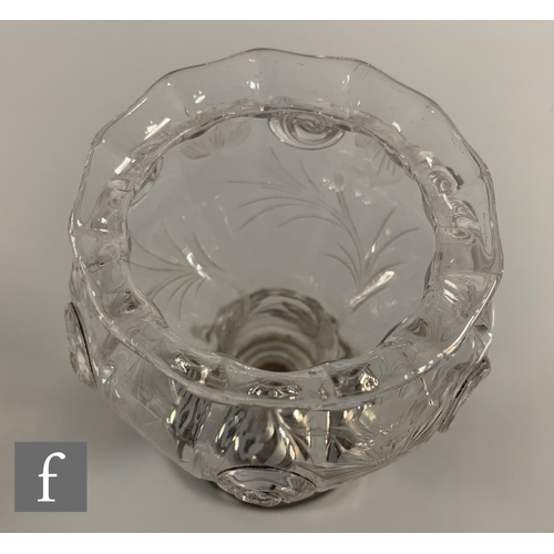 714 - An early 20th Century Stevens & Williams clear crystal glass vase circa 1905, the fluted gourd f... 